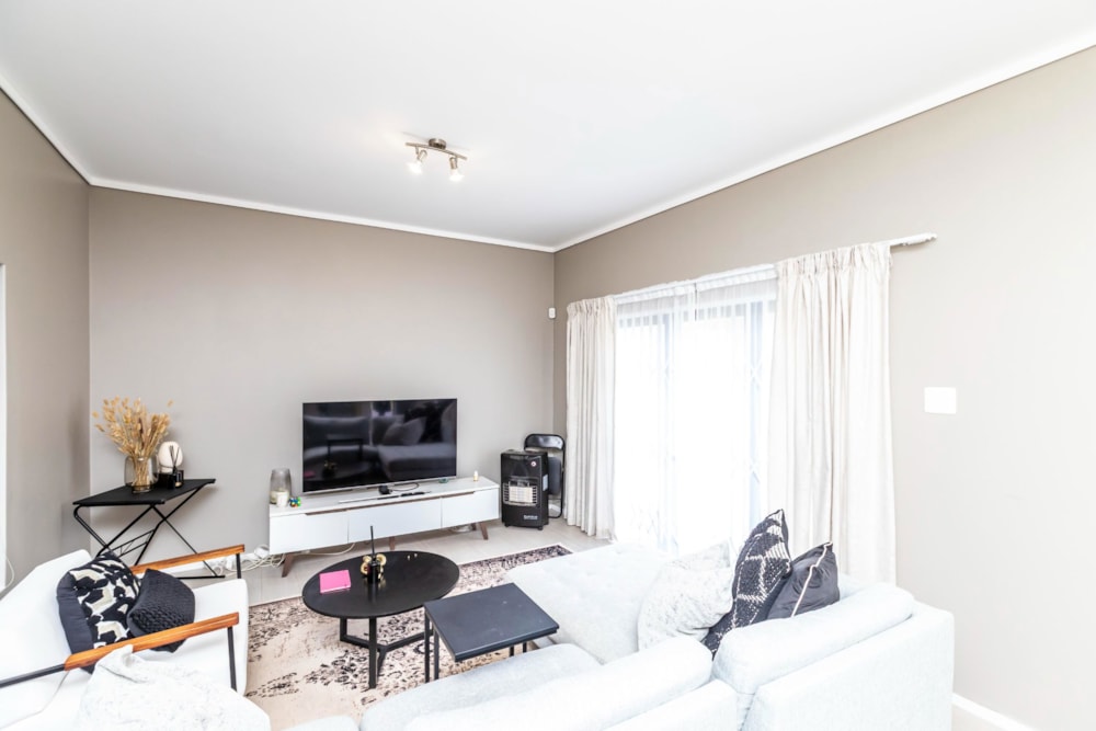 Townhouse for sale in Nahoon Valley Park - 1EZ1720654