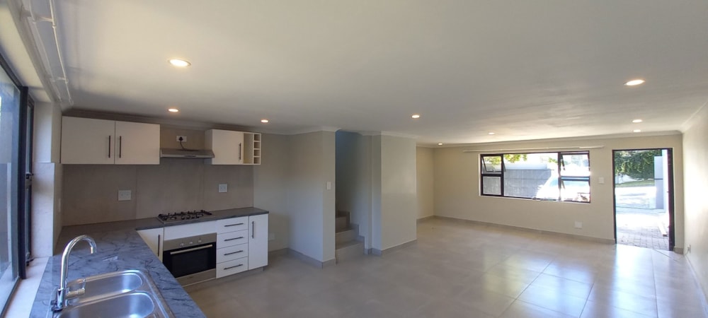 House let in Beacon Bay - 1EZ1721221 House let in Beacon Bay - 1EZ1721221