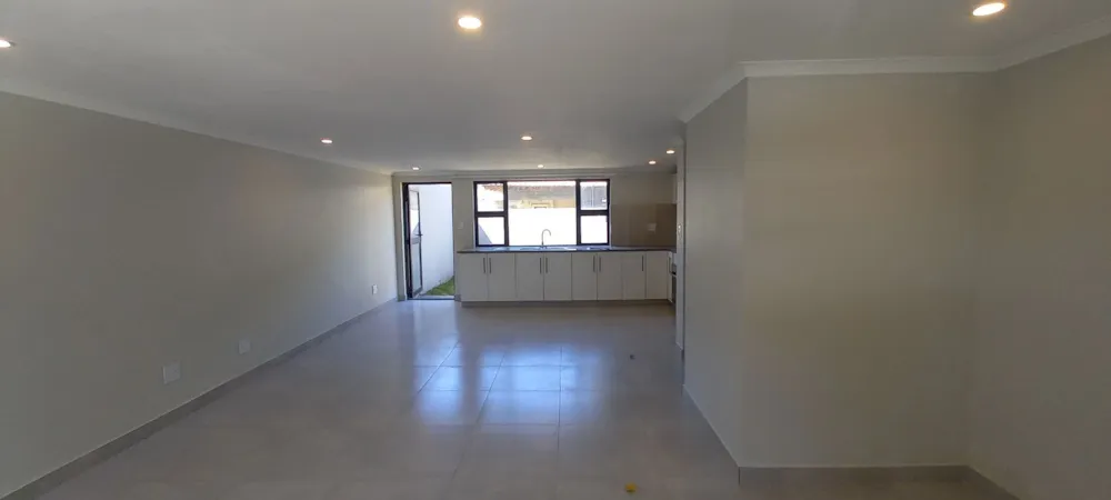 House to rent in Beacon Bay - 1EZ1755378 House to rent in Beacon Bay - 1EZ1755378