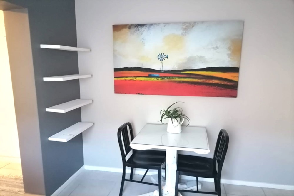 Garden cottage to rent in Table View - 1TV1722173 Garden cottage to rent in Table View - 1TV1722173