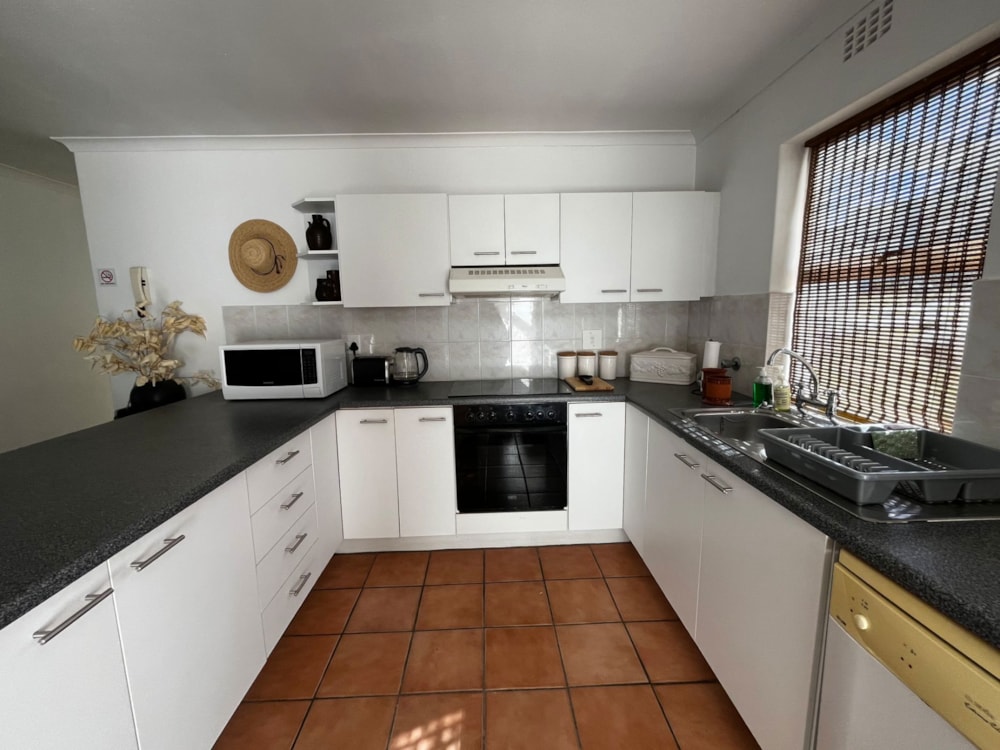 House to rent in Westcliff, Hermanus - ONL1720851 House to rent in Westcliff, Hermanus - ONL1720851