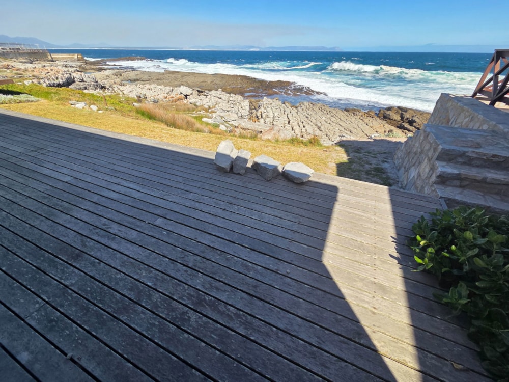 House to rent in Westcliff, Hermanus - ONL1720851 House to rent in Westcliff, Hermanus - ONL1720851