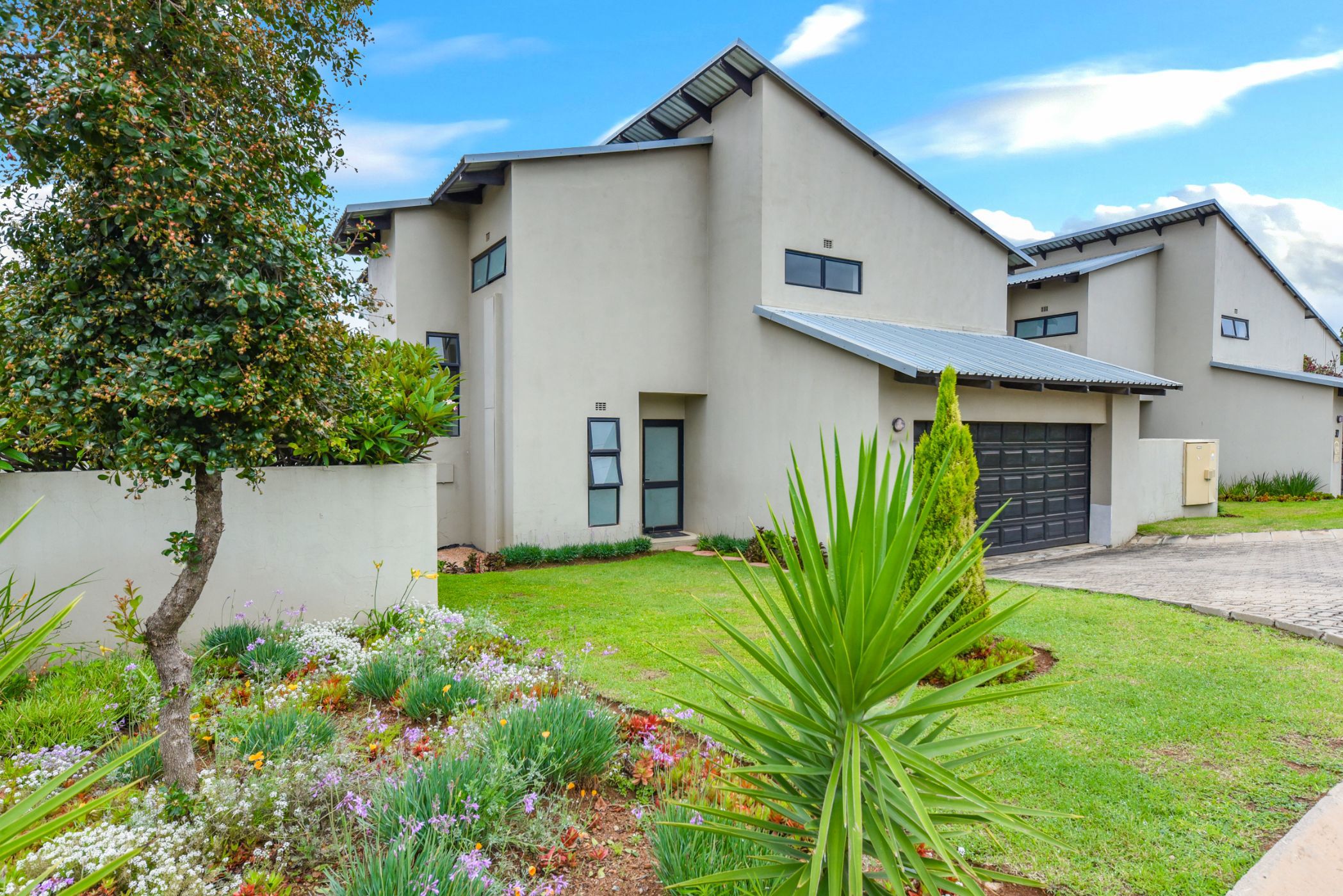 Double-storey cluster for sale in Cedar Creek - FW1722973