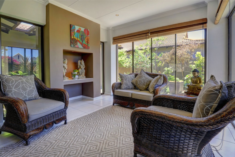 Security estate home for sale in Earl's Court - GEO1721380 Security estate home for sale in Earl's Court - GEO1721380