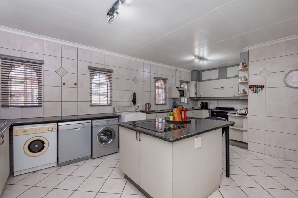 House for sale in Brackenhurst - 1GV1717760