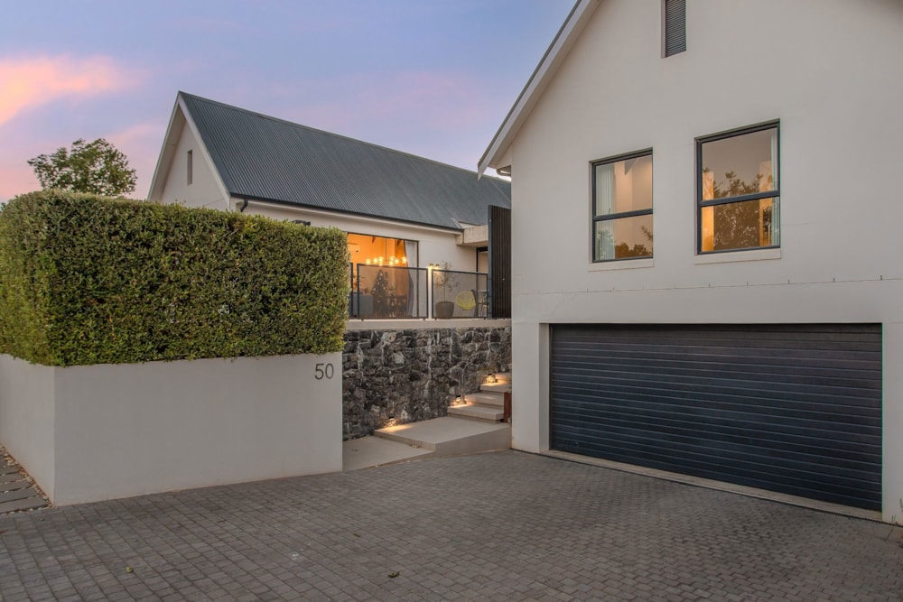 House for sale in Paarl South - TK1722659 House for sale in Paarl South - TK1722659