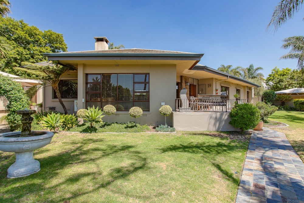 House for sale in Paarl - TK1723257 House for sale in Paarl - TK1723257