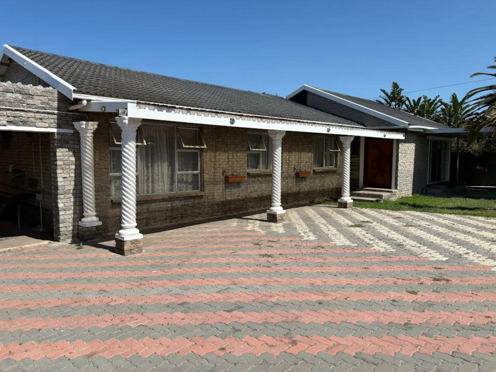 House let in Bluewater Bay, Port Elizabeth, Gqeberha - 1PLZ1722191
