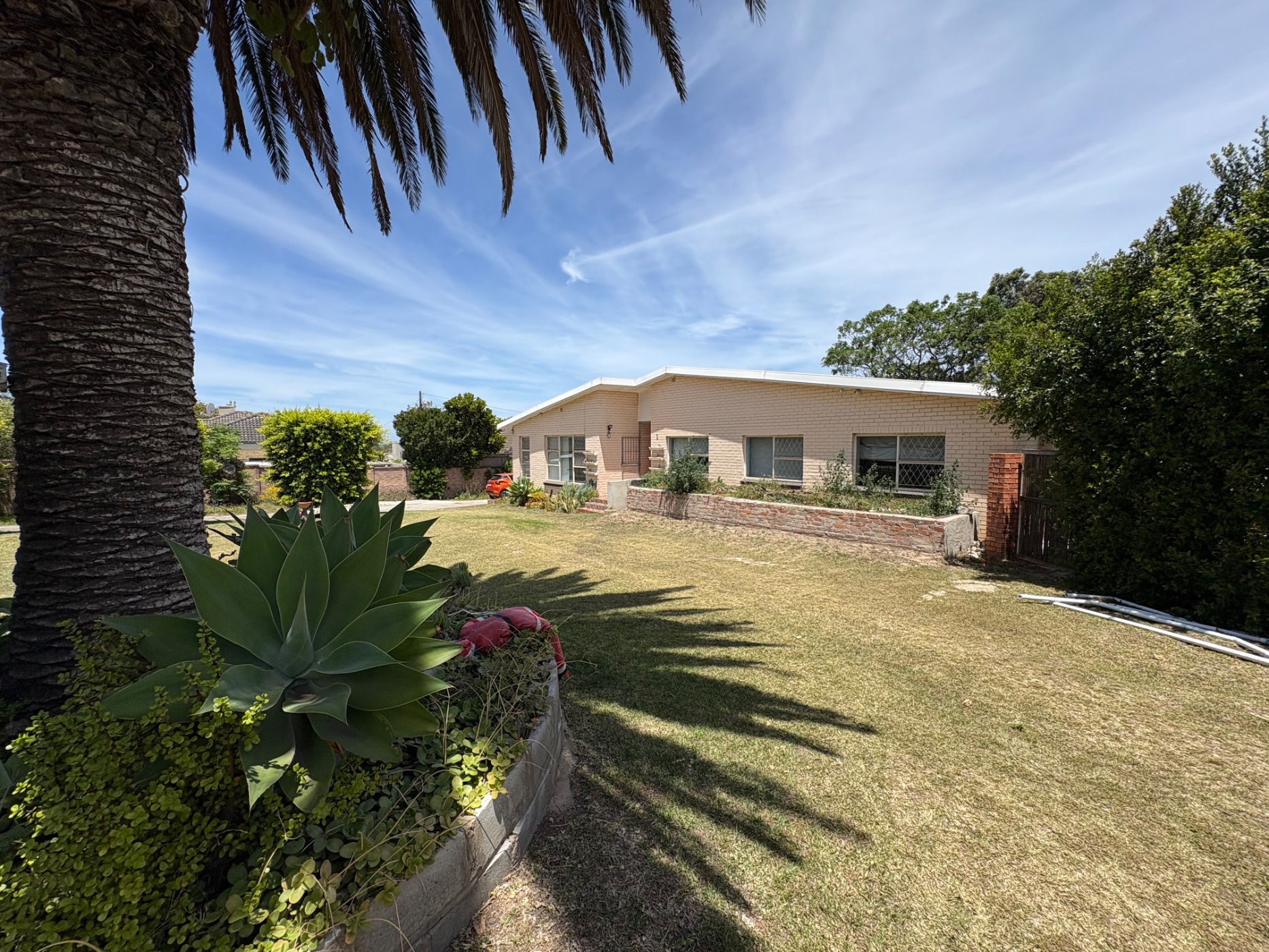 House for sale in Sunridge Park - 1PLZ1721692