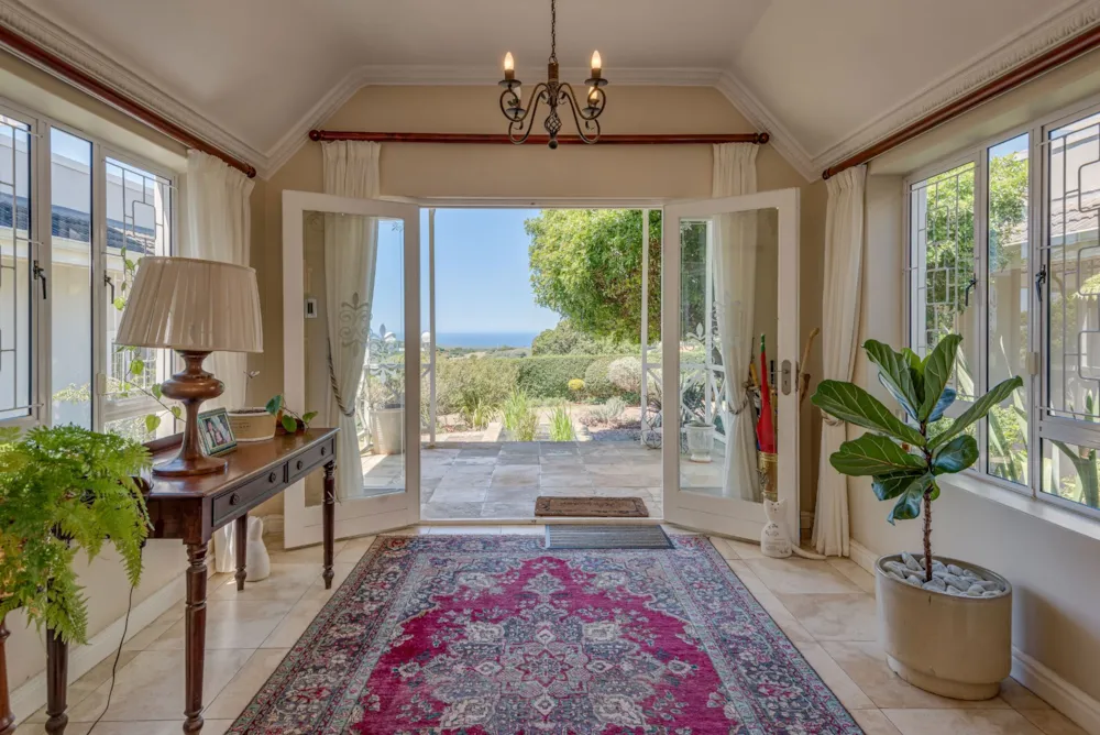 Security estate home for sale in Theescombe - 1PLZ1720249