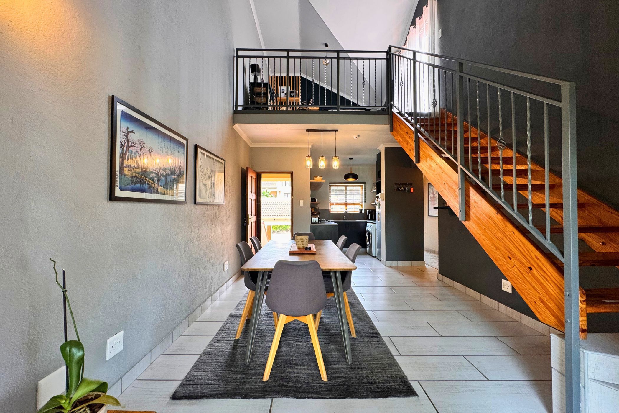 Double-storey apartment for sale in Riverside Park - 1NS1721840