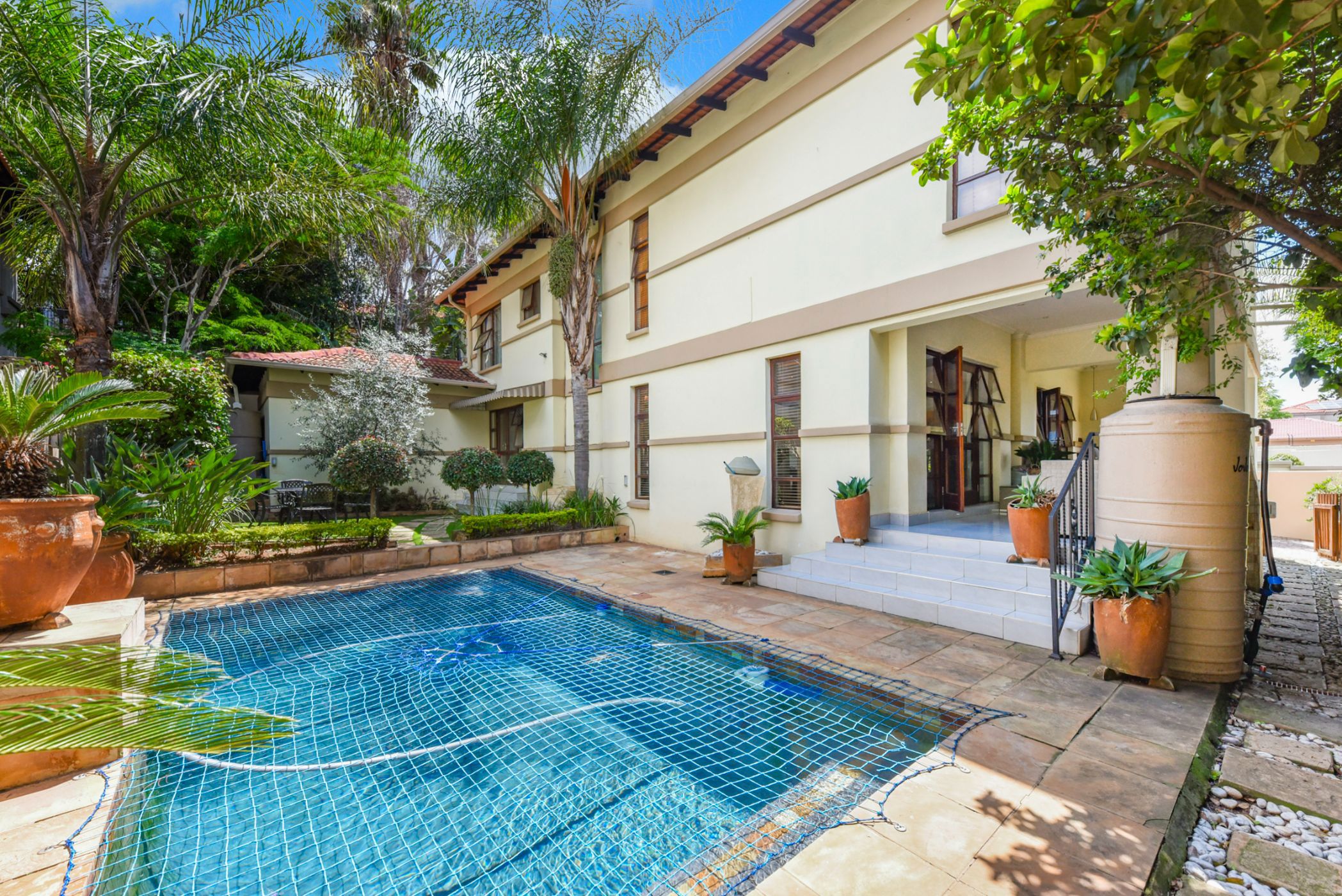 Cluster for sale in Beverley - FW1722469