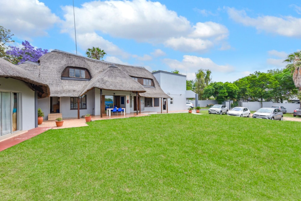 House for sale in Lonehill - FW1720440 House for sale in Lonehill - FW1720440