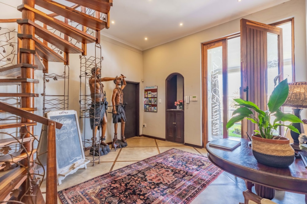 Guesthouse for sale in La Lucia - 1ND1719269 Guesthouse for sale in La Lucia - 1ND1719269