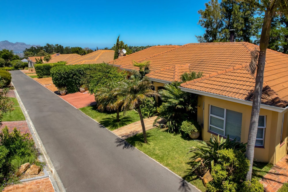 Security estate home for sale in Bel'Aire - SW1722905 Security estate home for sale in Bel'Aire - SW1722905