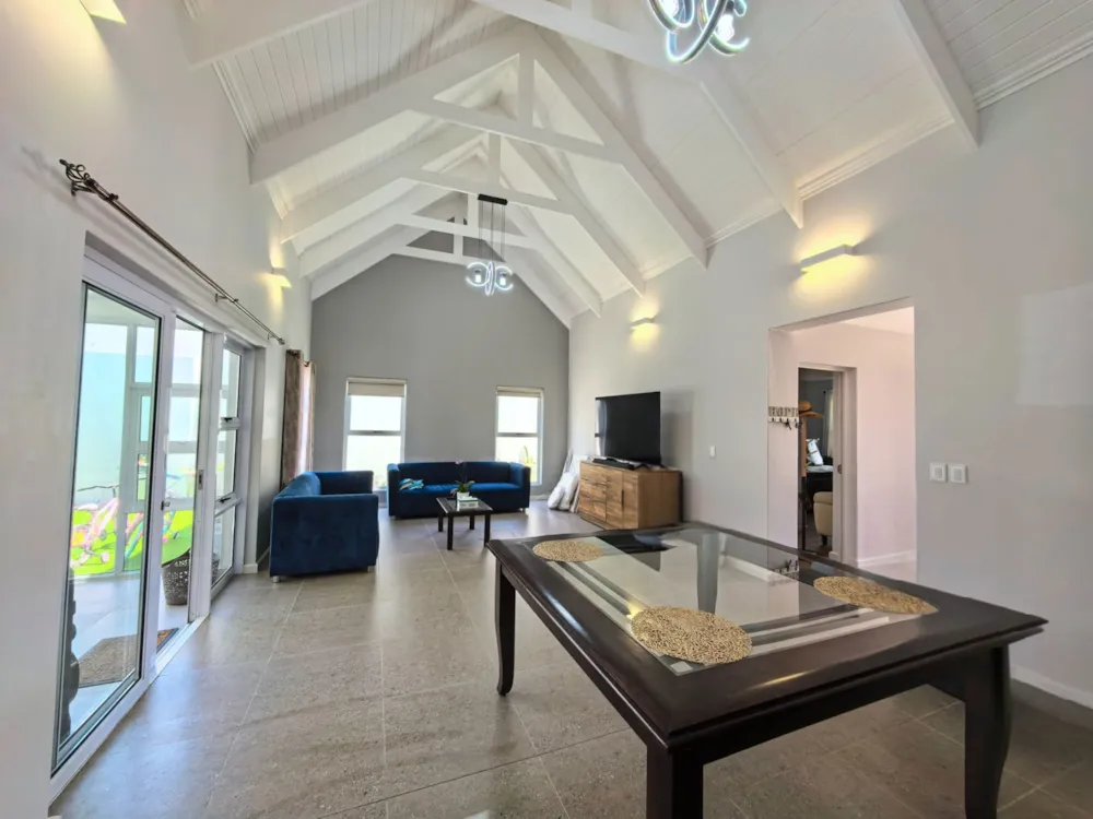 House sold in Sitari Country Estate - SW1738818