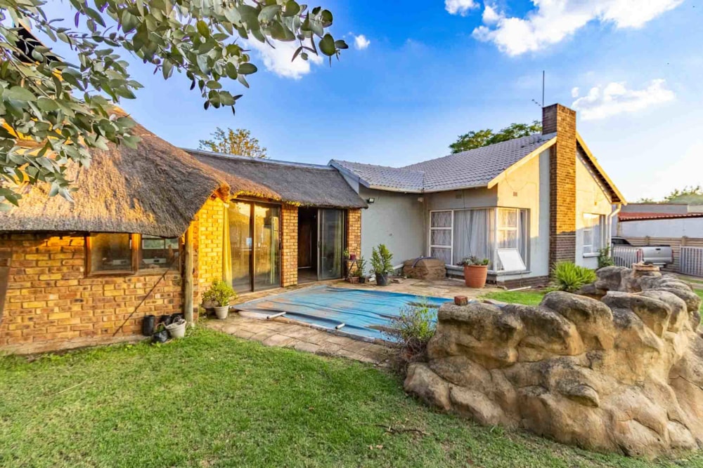 House for sale in Elspark, Boksburg - BOK1722656 House for sale in Elspark, Boksburg - BOK1722656