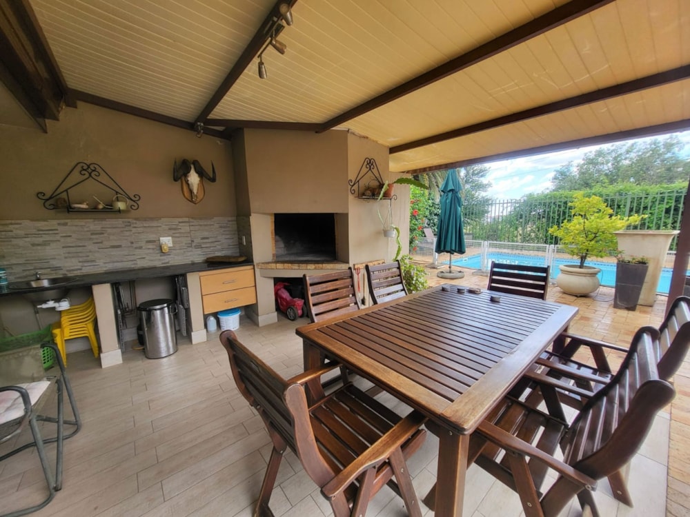 Townhouse for sale in Helicon Heights - 1BX1672008 Townhouse for sale in Helicon Heights - 1BX1672008