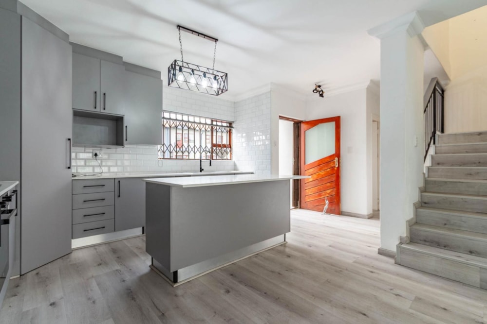 Apartment for sale in Ravenswood - BOK1720209