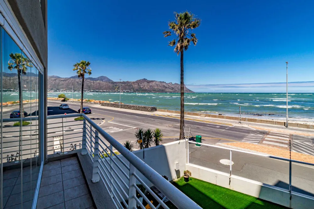 Apartment sold in Strand South - SW1720694 Apartment sold in Strand South - SW1720694