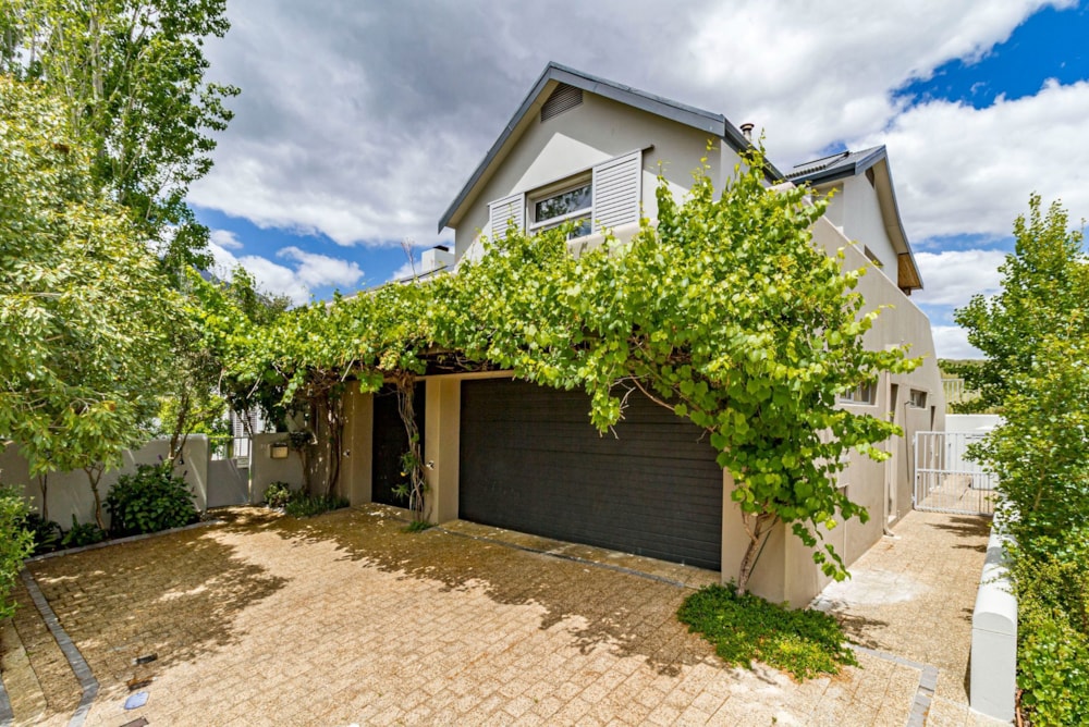 House for sale in Brandwacht aan Rivier Country Estate - ST1721200 House for sale in Brandwacht aan Rivier Country Estate - ST1721200