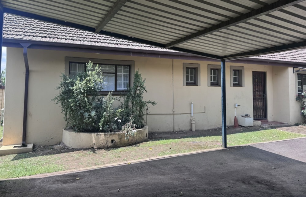 Townhouse for sale in Scottsville, Pietermaritzburg - 1PM1710009 Townhouse for sale in Scottsville, Pietermaritzburg - 1PM1710009