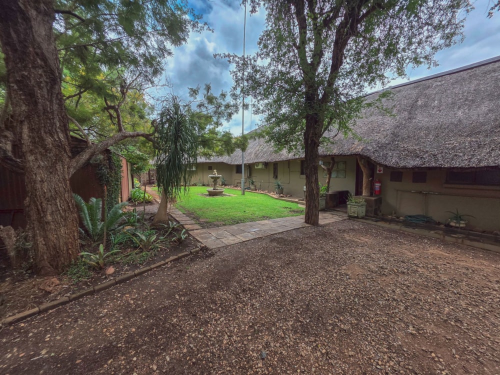 House for sale in Marloth Park - 1NK1722481 House for sale in Marloth Park - 1NK1722481