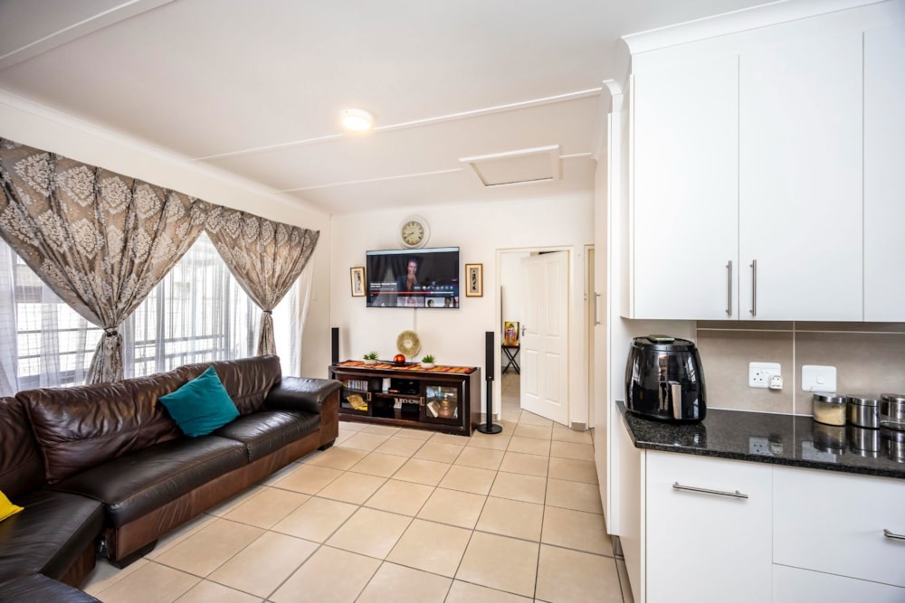 Townhouse for sale in Gonubie - 1EZ1720316