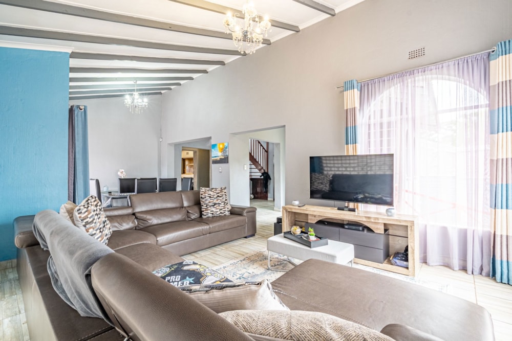 House for sale in Buccleuch - HP1720571