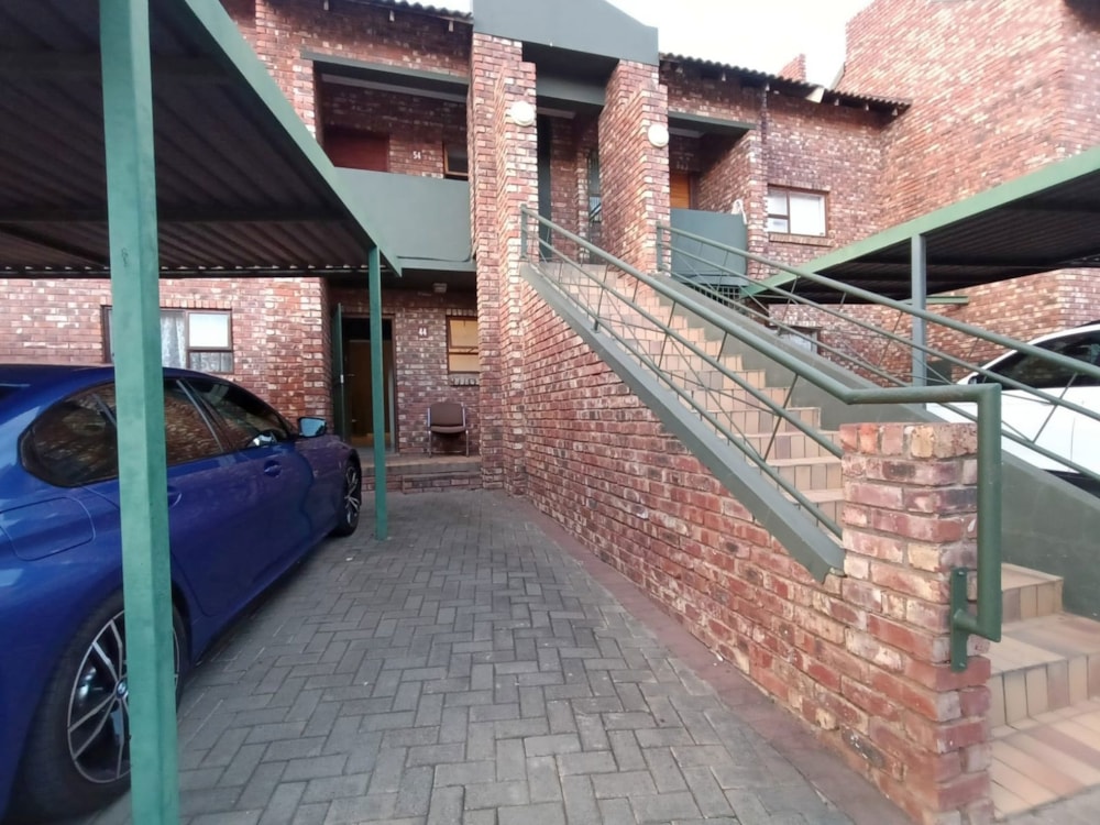 Townhouse to rent in Langenhovenpark - 1BX1713835 Townhouse to rent in Langenhovenpark - 1BX1713835