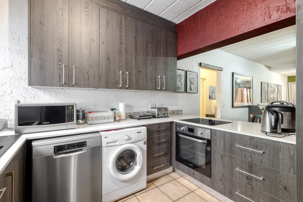 Apartment for sale in Douglasdale - FW1723584 Apartment for sale in Douglasdale - FW1723584