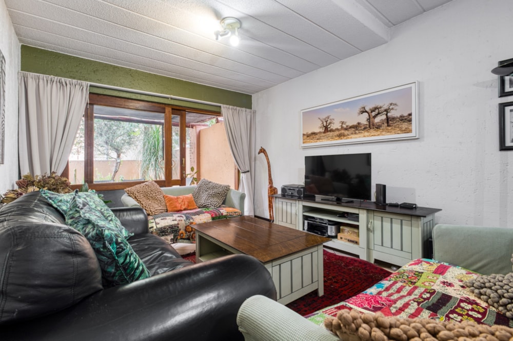 Apartment for sale in Douglasdale - FW1723584 Apartment for sale in Douglasdale - FW1723584