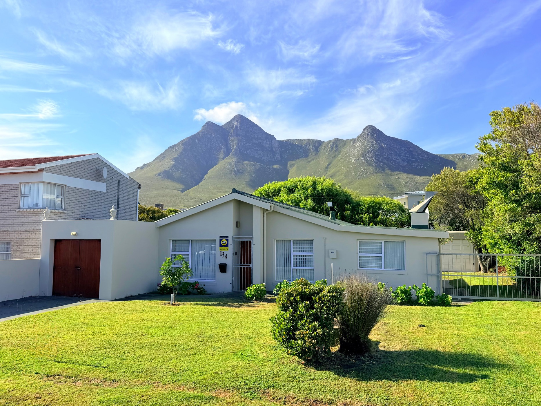 House for sale in Kleinmond - KN1720192