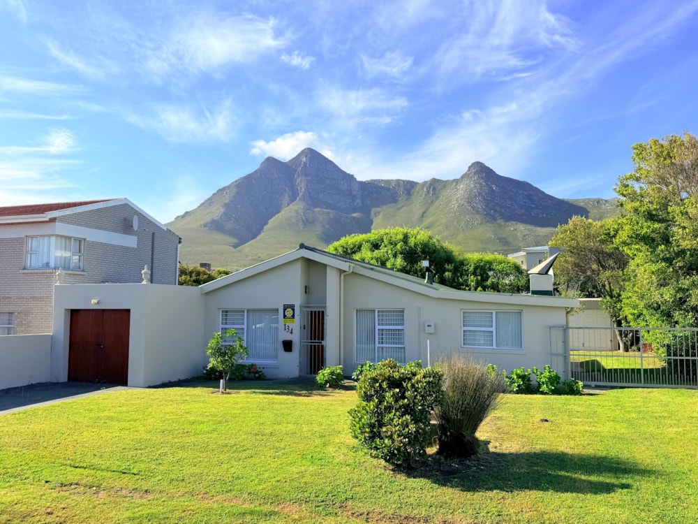 House for sale in Kleinmond - KN1720192