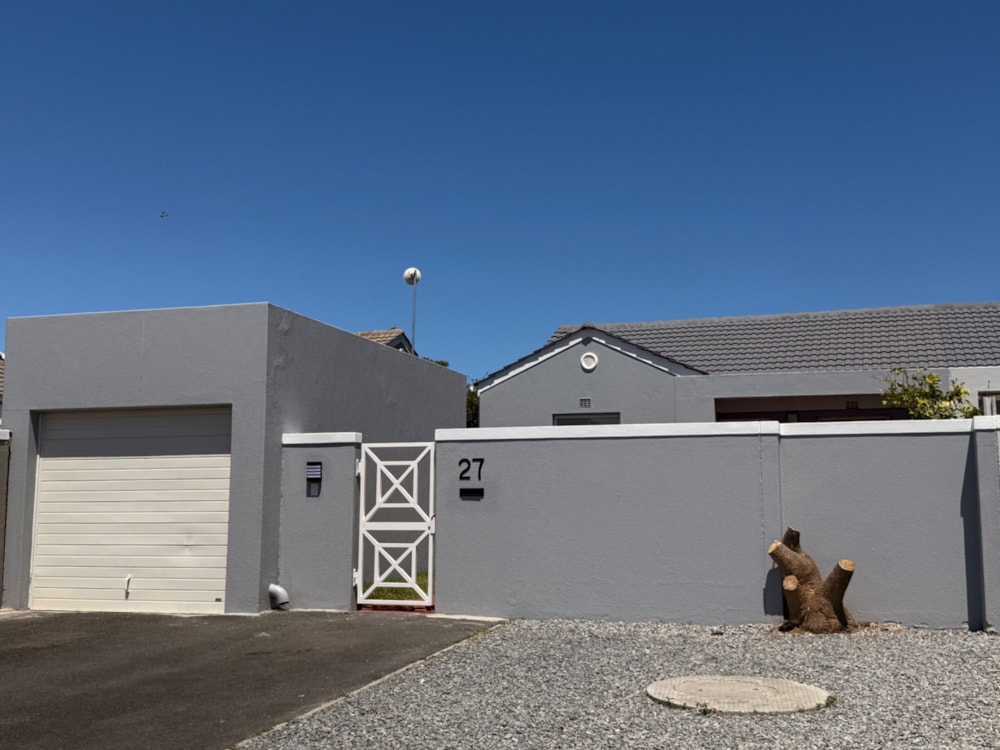 House for sale in Sunningdale, Blouberg - 1TV1719731 House for sale in Sunningdale, Blouberg - 1TV1719731