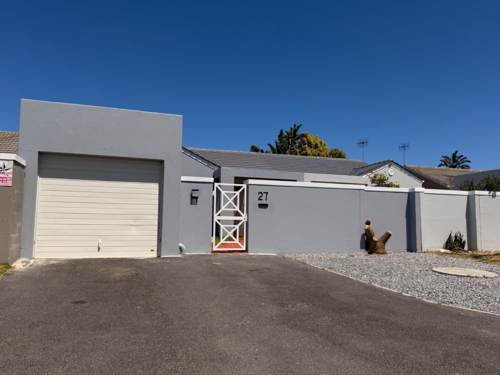 House for sale in Sunningdale, Blouberg - 1TV1719731