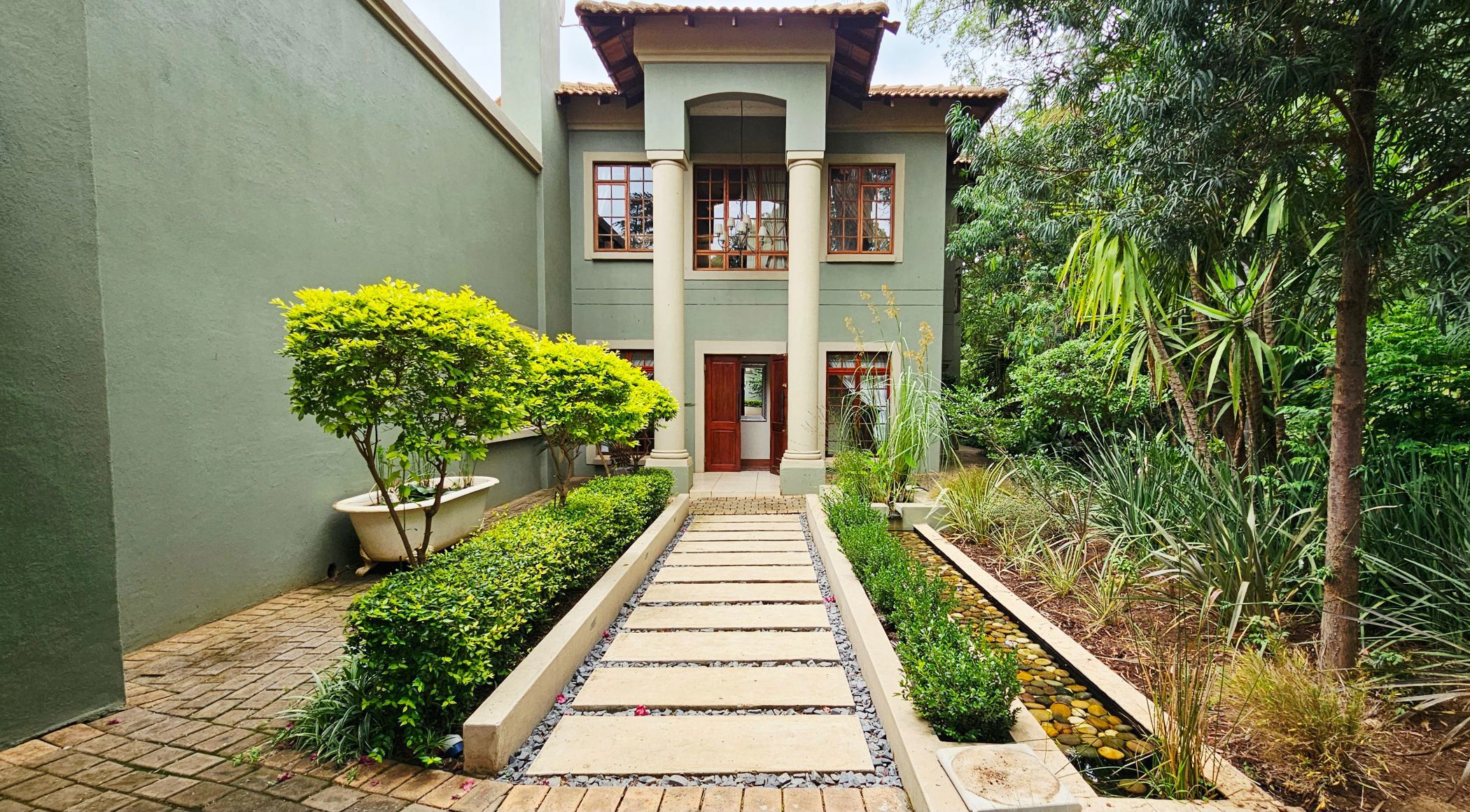 Double-storey house for sale in Lydenburg (Mashishing) - 1LY1722524