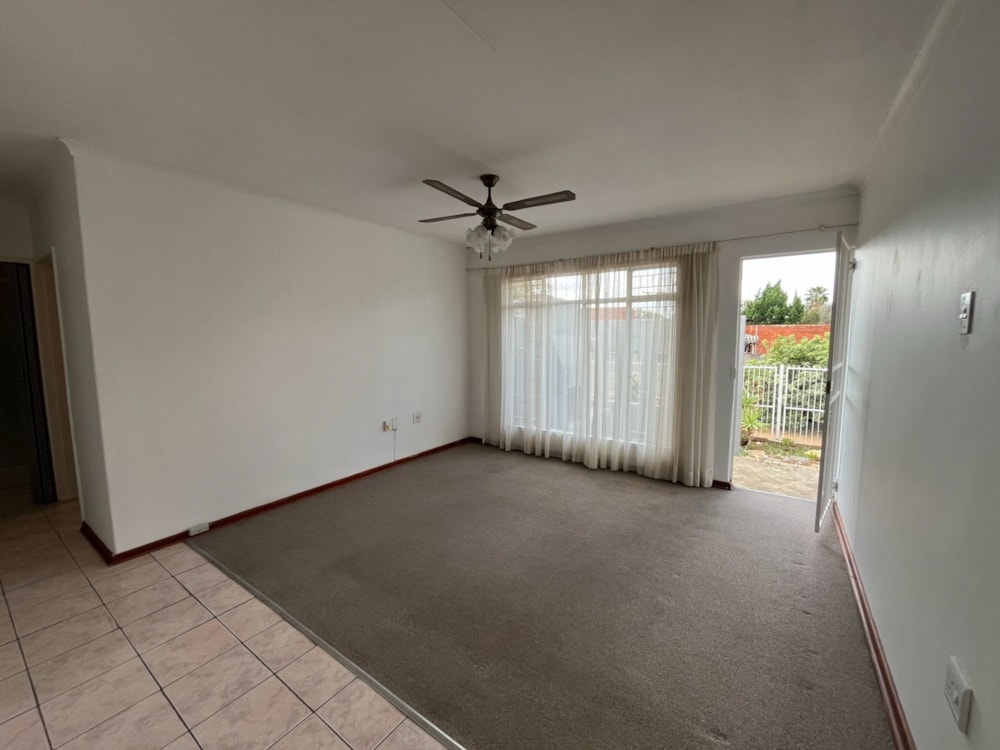 Townhouse for sale in Langenhovenpark - 1BX1690808 Townhouse for sale in Langenhovenpark - 1BX1690808