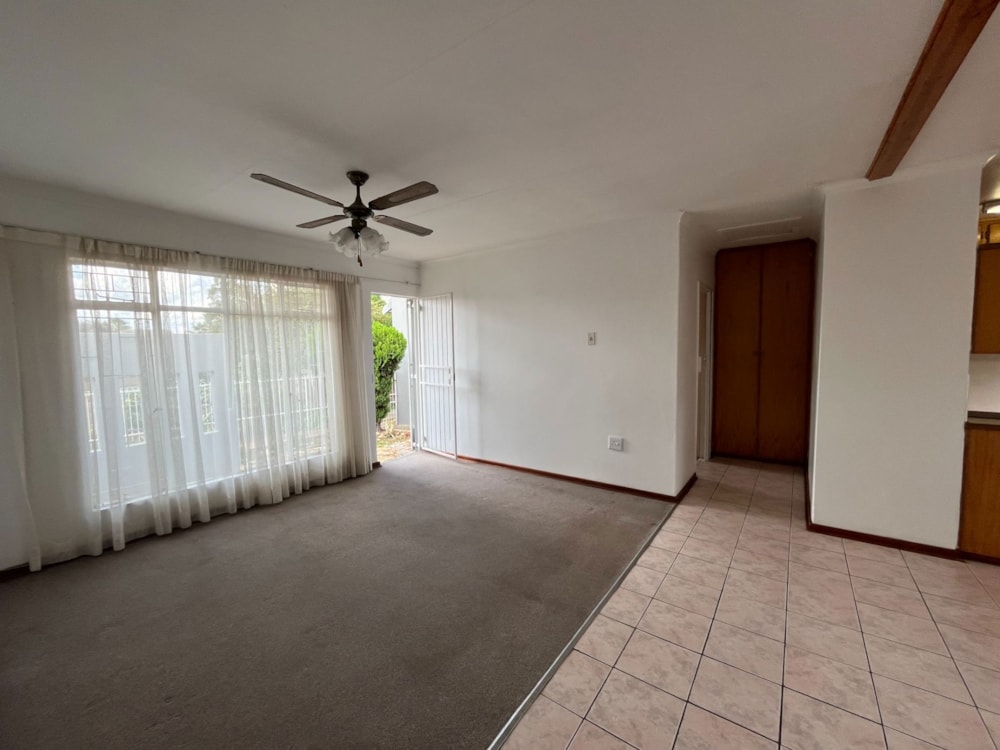 Townhouse for sale in Langenhovenpark - 1BX1690808 Townhouse for sale in Langenhovenpark - 1BX1690808