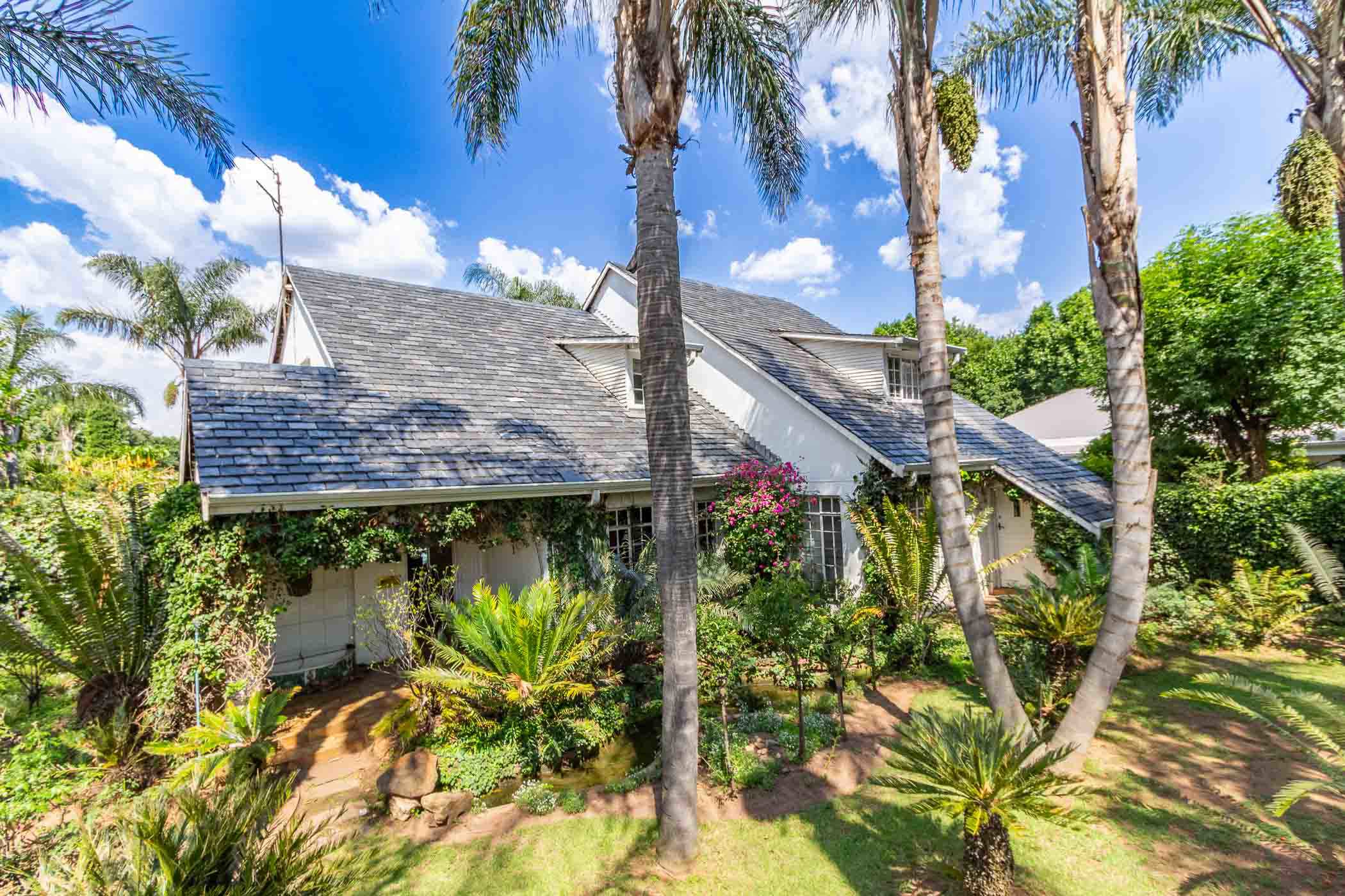 Double-storey house for sale in Western Extension - EN1721234