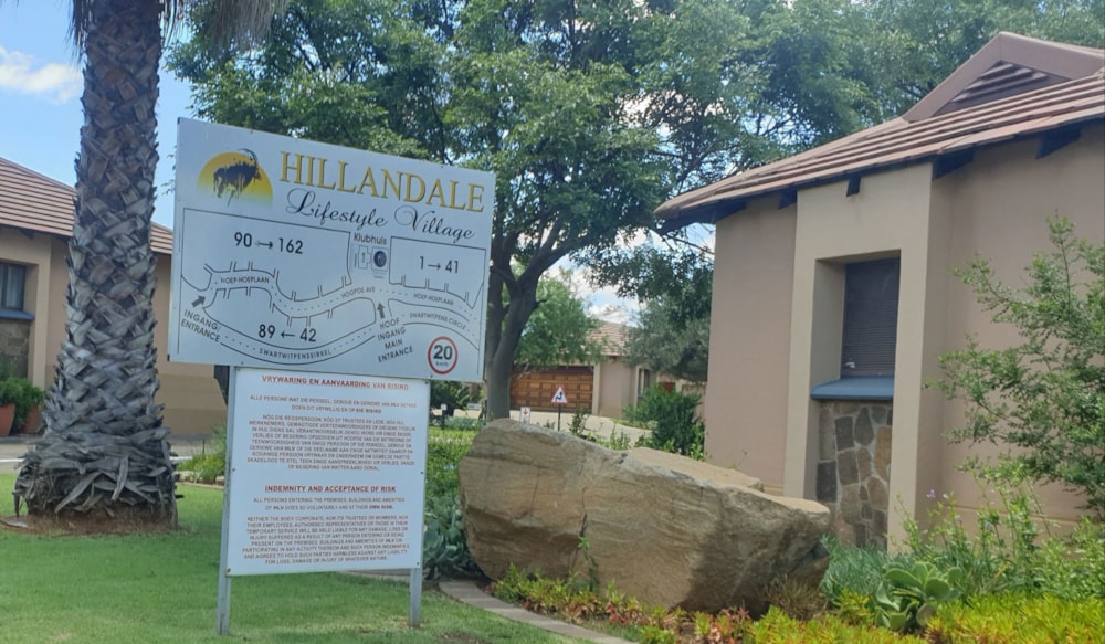 Townhouse for sale in Woodland Hills - 1BX1722666 Townhouse for sale in Woodland Hills - 1BX1722666