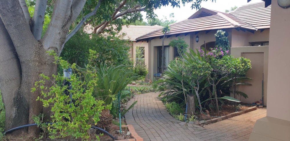 Townhouse for sale in Woodland Hills - 1BX1722666 Townhouse for sale in Woodland Hills - 1BX1722666