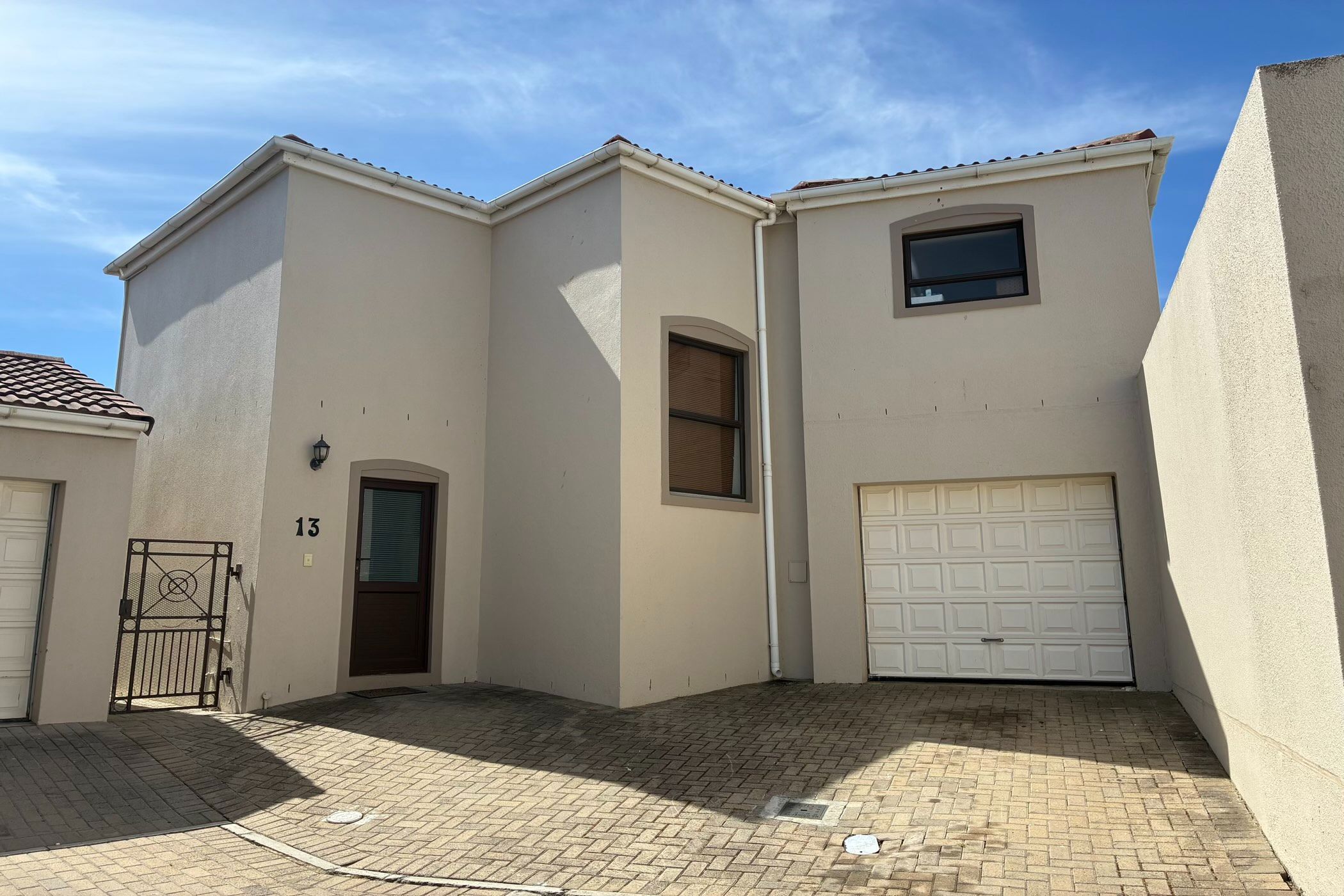 Double-storey house let in West Beach, Blouberg - 1TV1699504