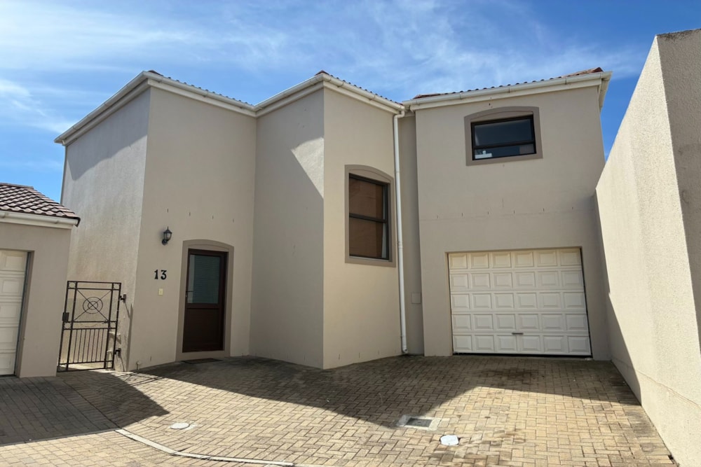 Double-storey house let in West Beach, Blouberg - 1TV1699504 Double-storey house let in West Beach, Blouberg - 1TV1699504