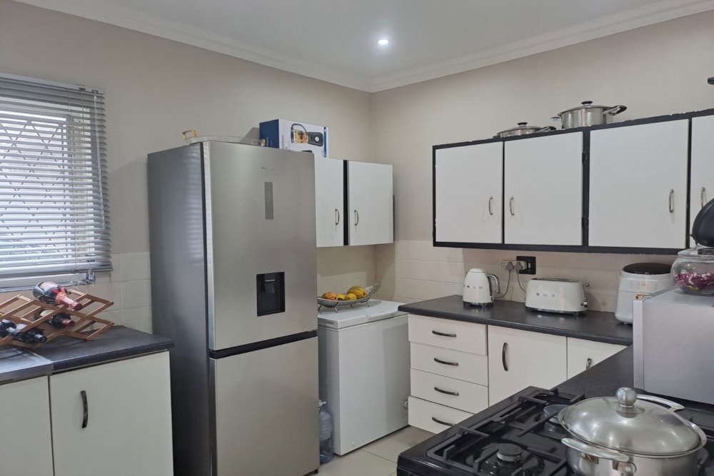 Townhouse for sale in Amanzimtoti - 1WB1751009 Townhouse for sale in Amanzimtoti - 1WB1751009