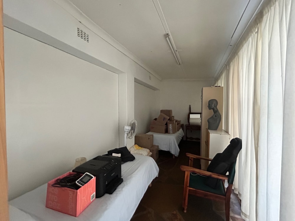 House for sale in Rhodesdene - 1KJ1720323