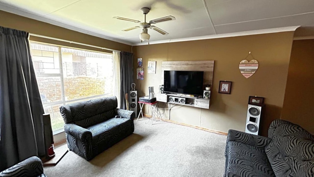 Townhouse for sale in Pellissier - 1BX1721647