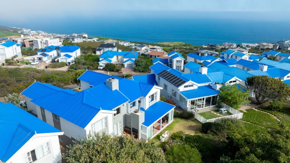 House sold in Pinnacle Point Golf Estate - 1MB1722207
