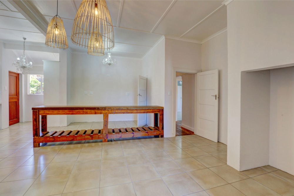 House for sale in Mossel Bay Central - 1MB1722882 House for sale in Mossel Bay Central - 1MB1722882