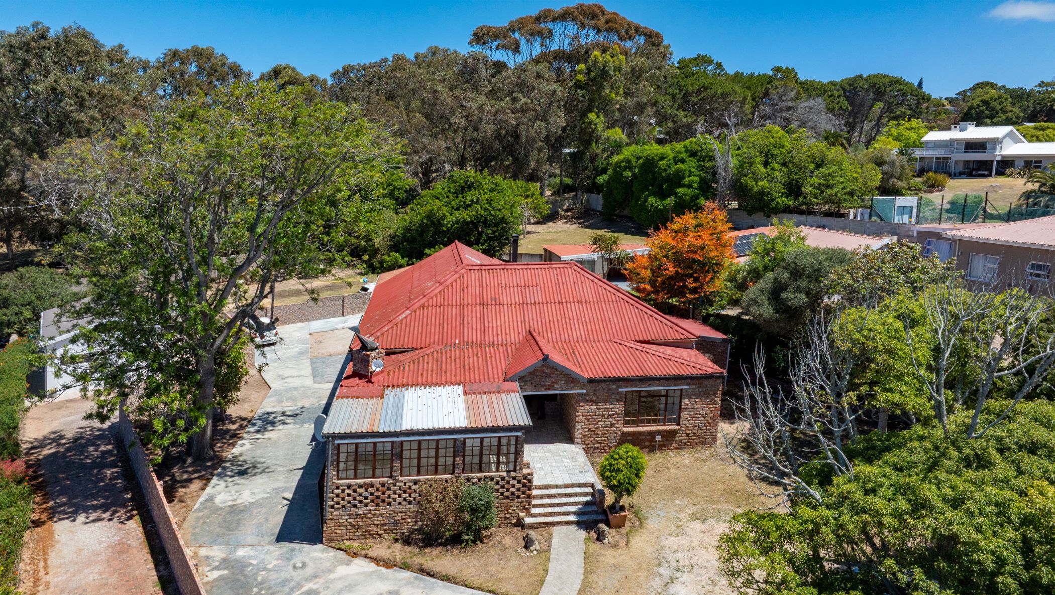 House for sale in Mossel Bay Central - 1MB1722882